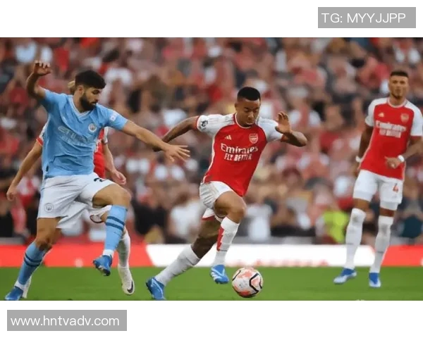 英超积分榜更新:曼城领跑,利物浦紧追,切尔西踌躇不前